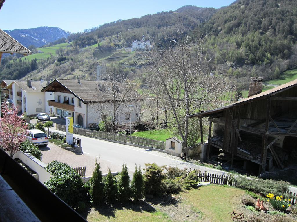 Aparthotel Garni Haus Hubertus Маллес-Веноста Екстер'єр фото