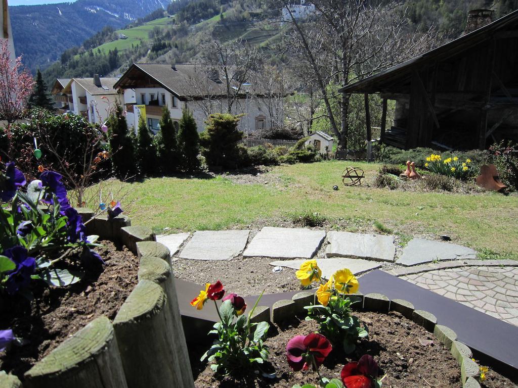 Aparthotel Garni Haus Hubertus Маллес-Веноста Екстер'єр фото